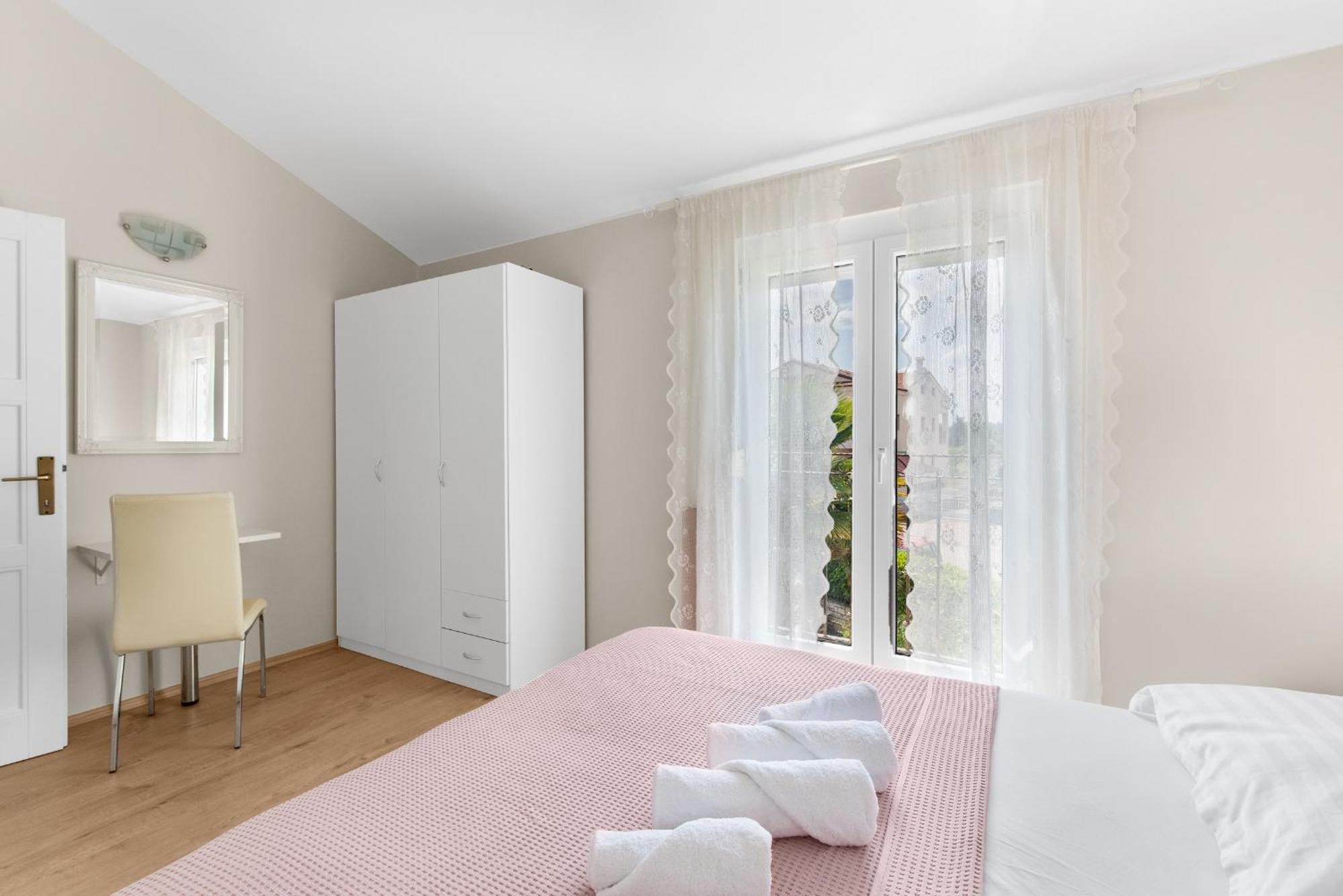Hope Apartman *